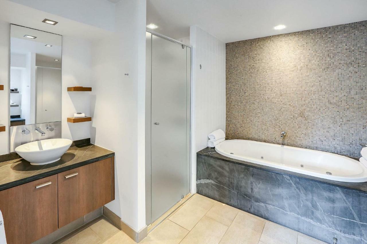 Elysium Private Apartments Triton By The Sea Palm Cove Exterior foto